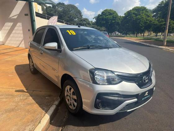 TOYOTA ETIOS 1.3 X 16V FLEX 4P MANUAL